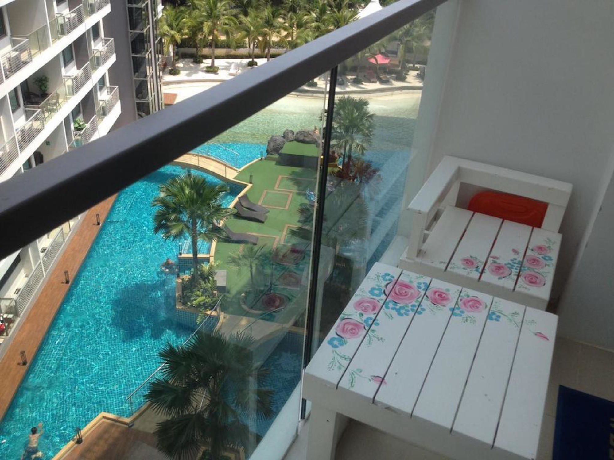 Sp Art Smart Beach Condon Praia de Jomtien Exterior foto