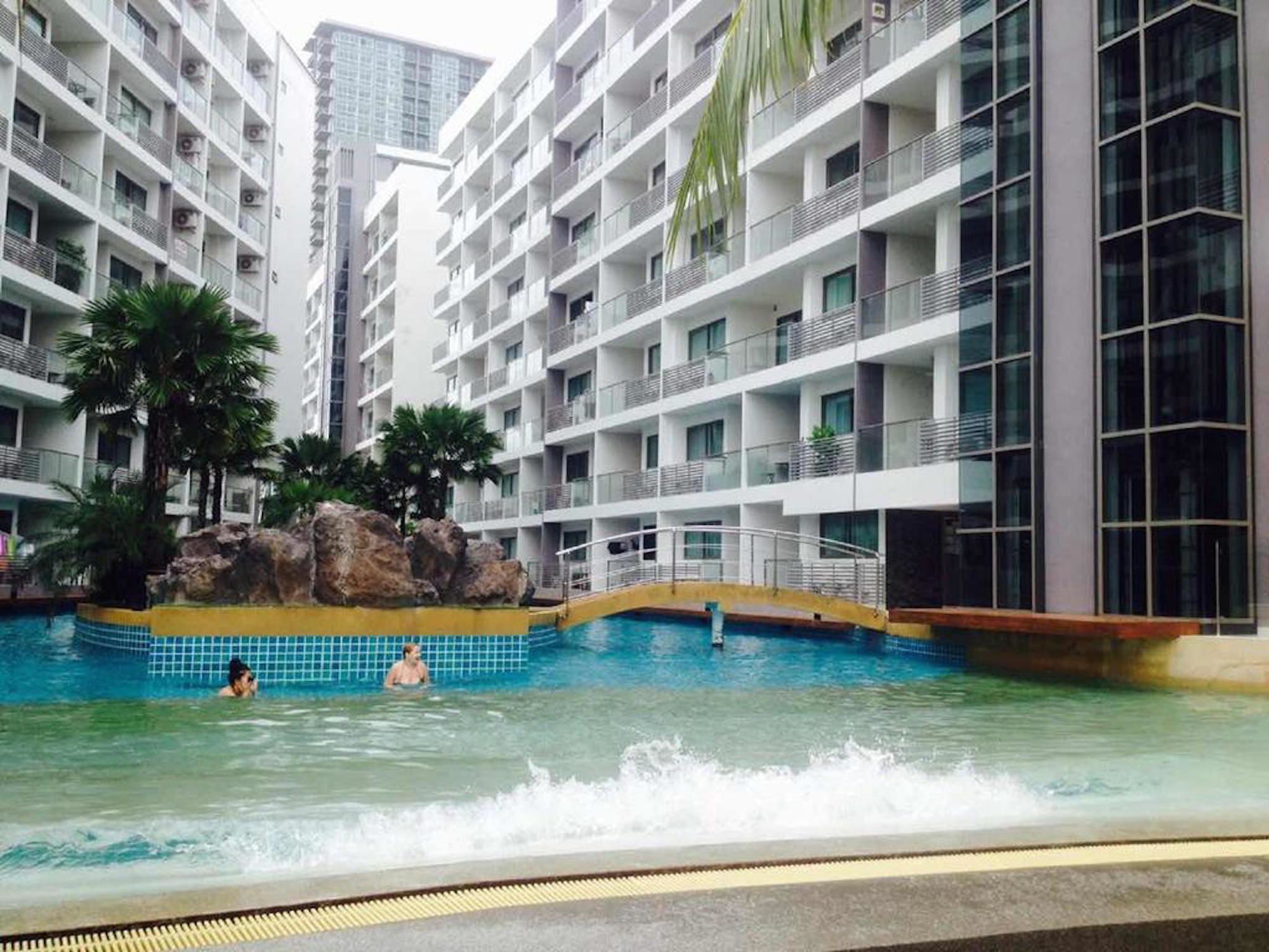 Sp Art Smart Beach Condon Praia de Jomtien Exterior foto
